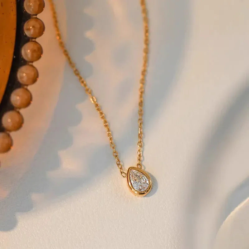 Collier goutte d'eau