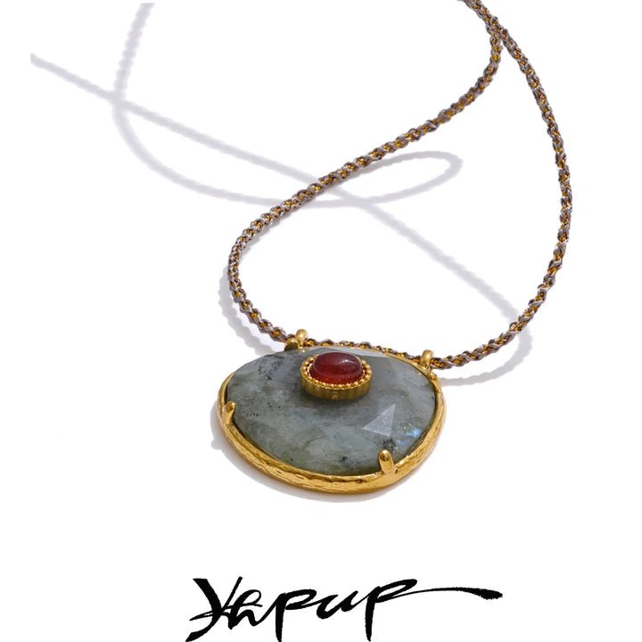 Collier pendentif agate