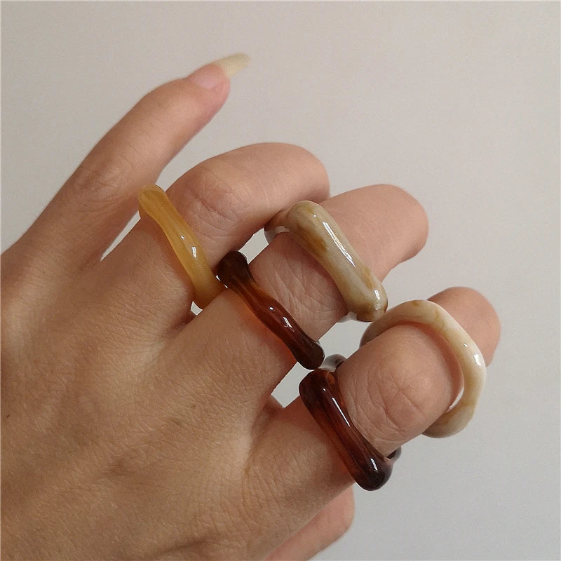 Set of 5 retro resin rings