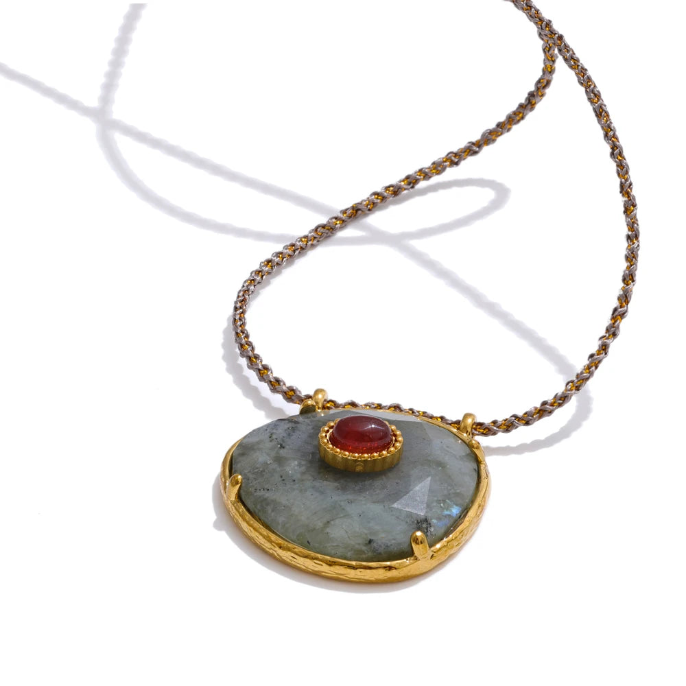 Collier pendentif agate